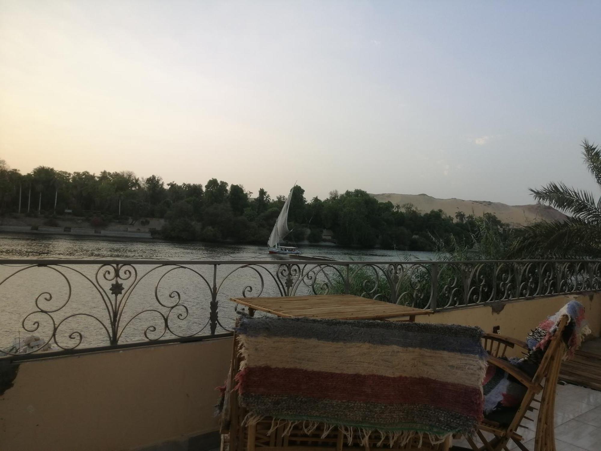 אסואן Nubian Bride Guest House מראה חיצוני תמונה